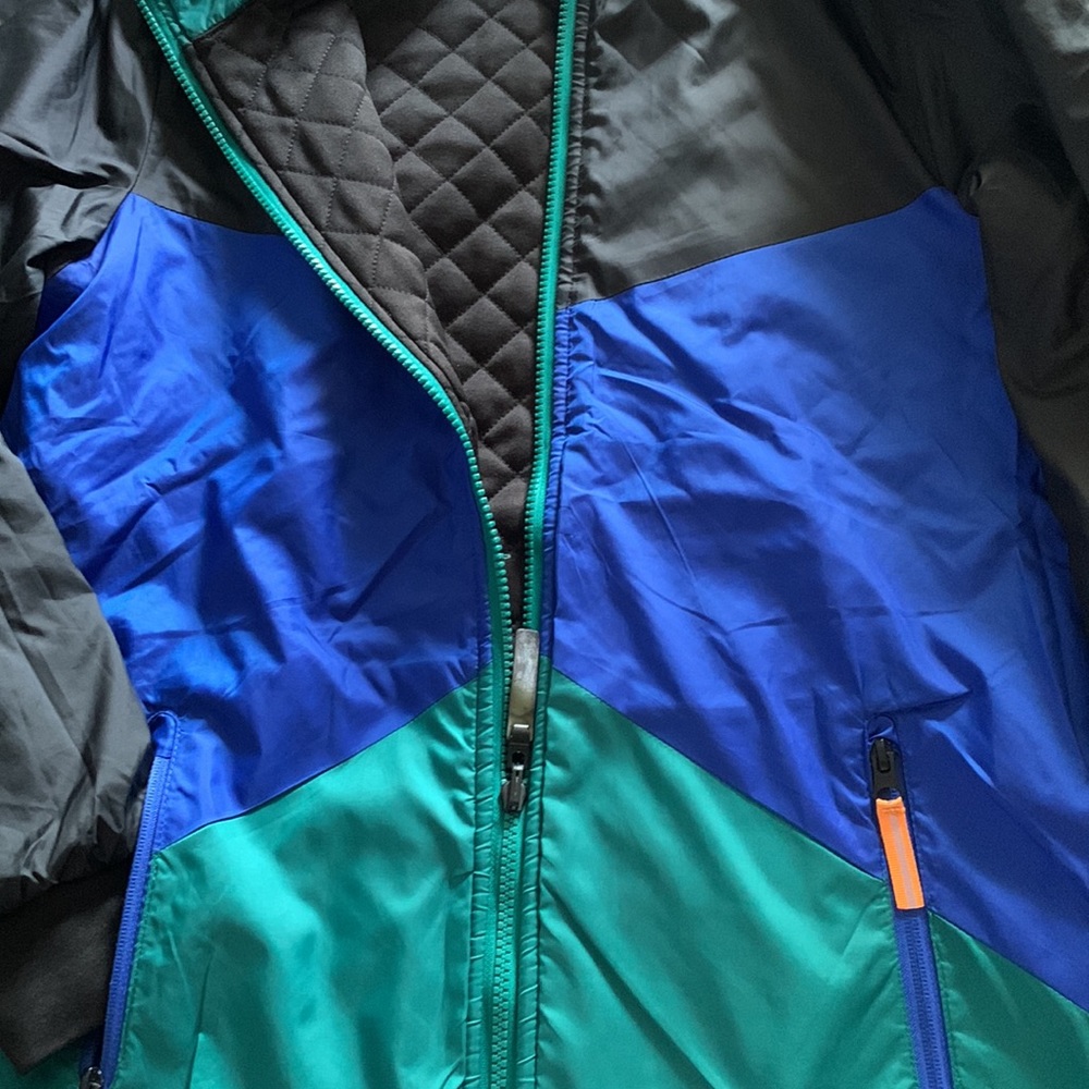 Reversible Winter coat. - Picture 3 of 4
